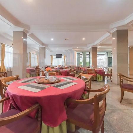 Hotel Ayong Linggarjati Kuningan Mitra Reddoorz Exterior foto
